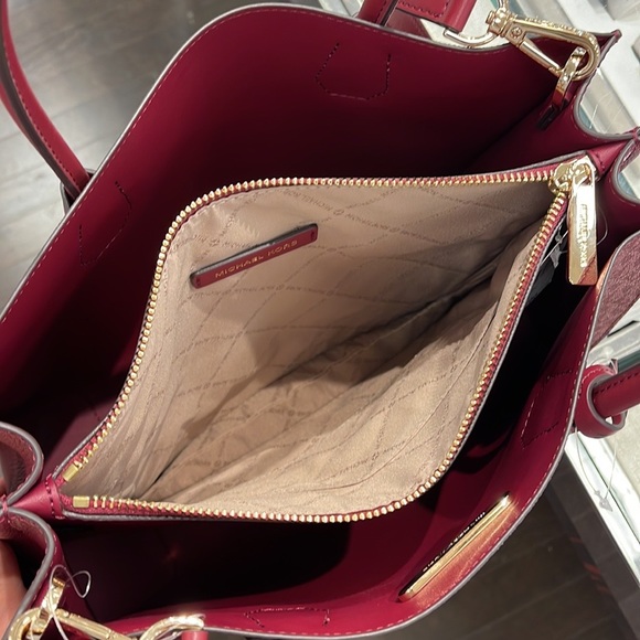 MICHAEL KORS MERCER LARGE SATCHEL 
MULBERRY MULTI - Picture 8 of 16